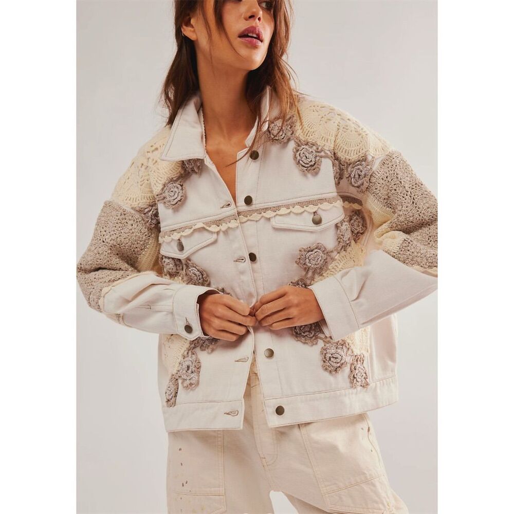NWT Free People Bali Rare Hearts Dainty doily Denim Jacket Sz 4edium $348